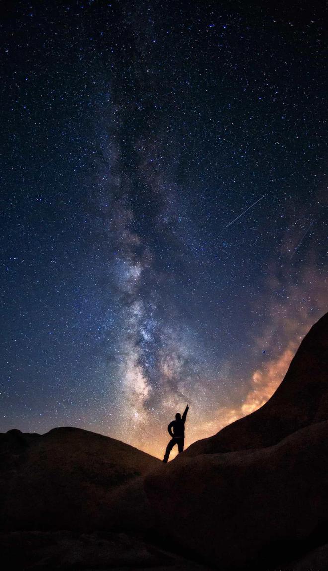 浩瀚宇宙中的心灵之旅，星辰夜话与深度冥想